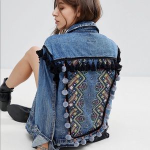 festival denim jacket. S/M size